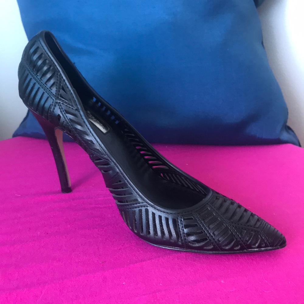 BCBGeneration Black heels